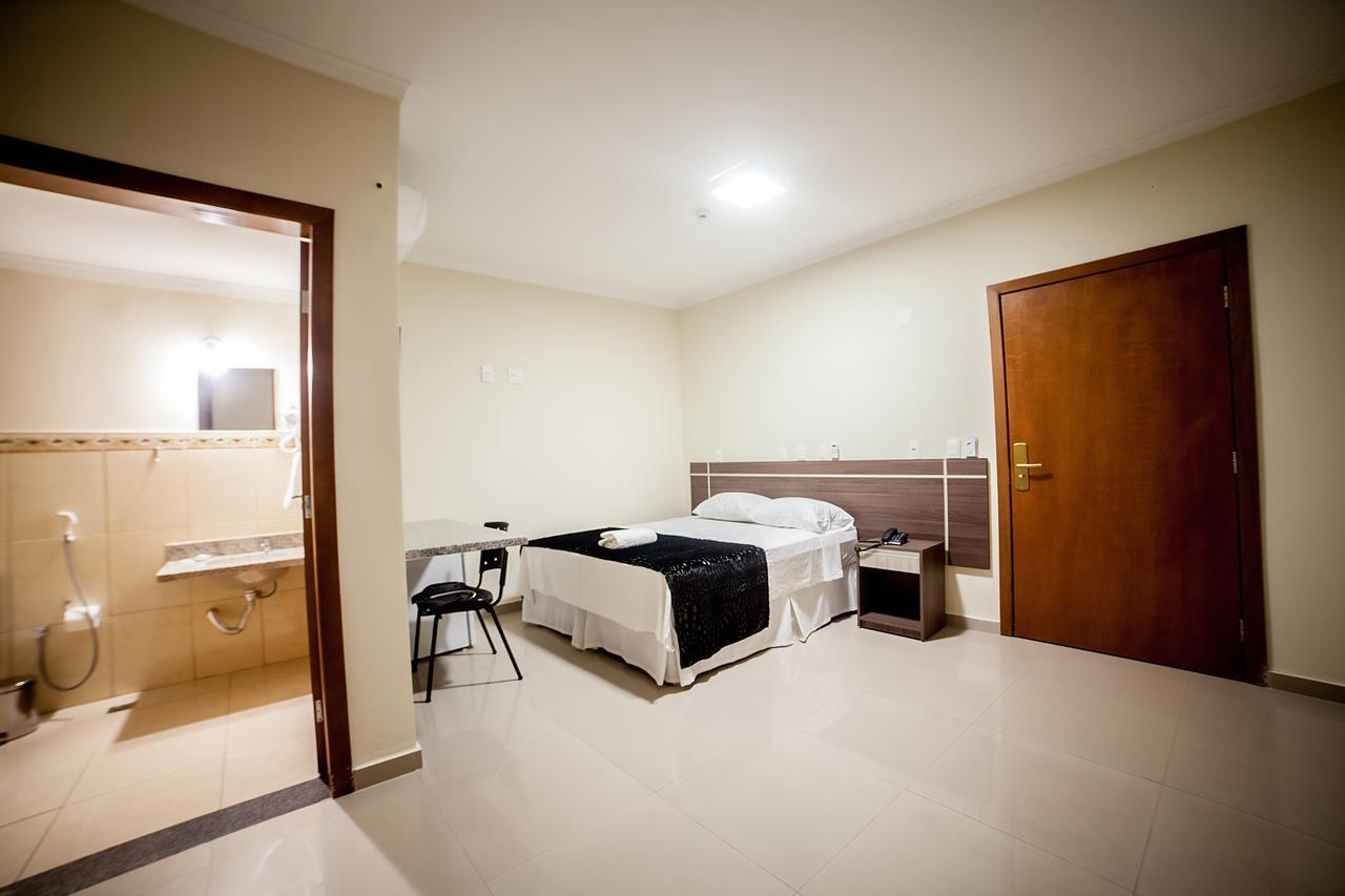Apoema Hotel Cuiabá Eksteriør billede