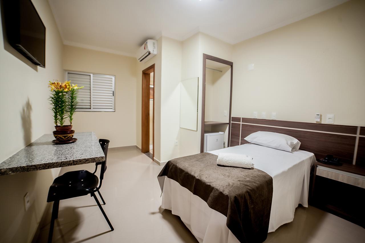 Apoema Hotel Cuiabá Eksteriør billede